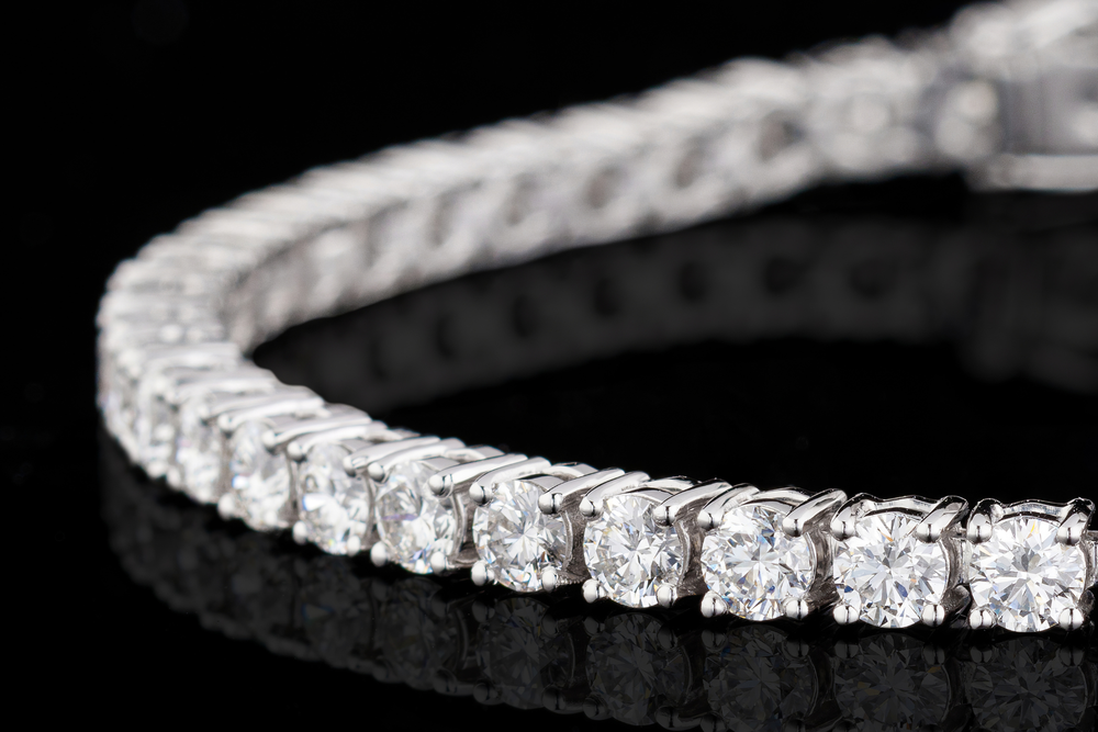 Tennis Bracelets: Elegance and History