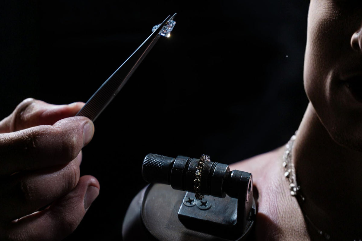 The Ideal Diamond Setting for Your Lab Grown Diamond Jewellery
