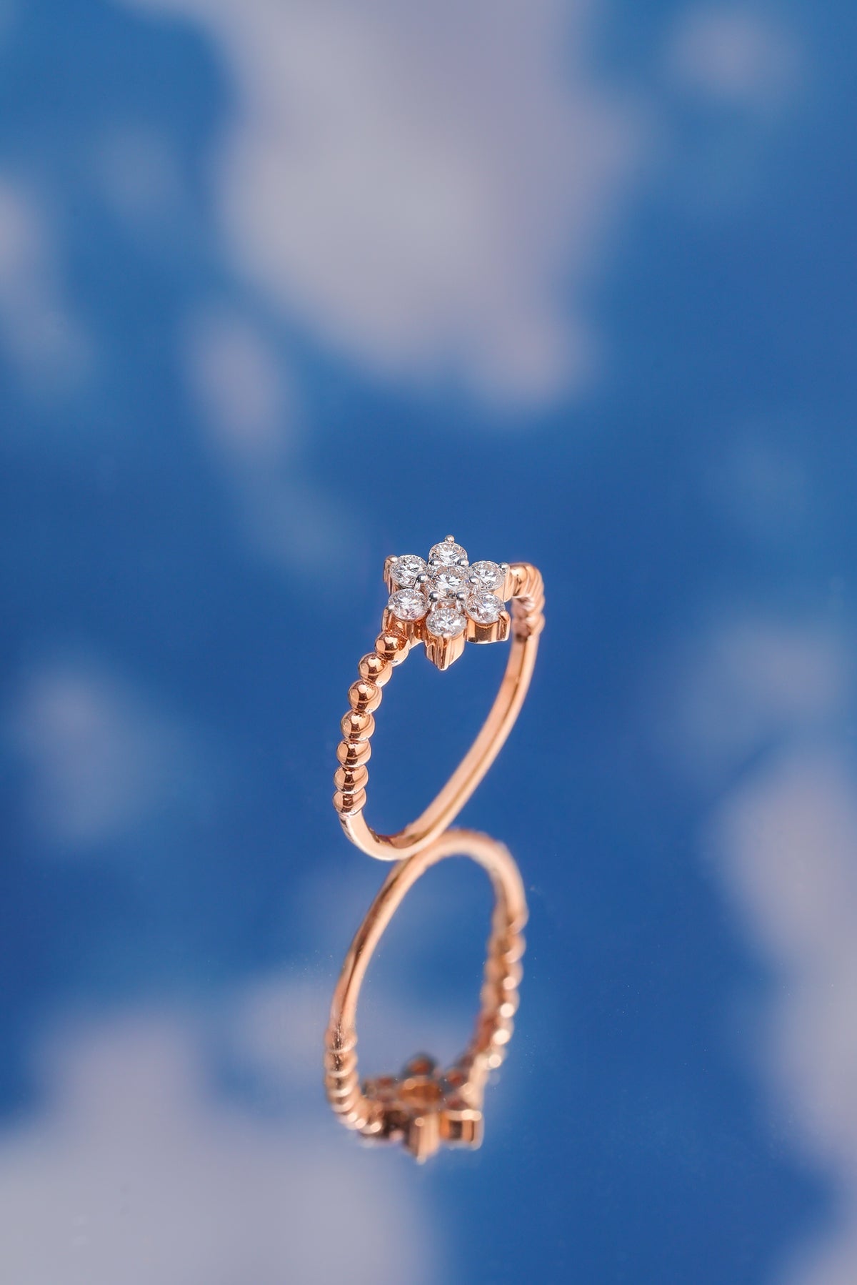 Cluster Ring Round Lab Grown Diamond Seven Stone Daisy Beaded Band