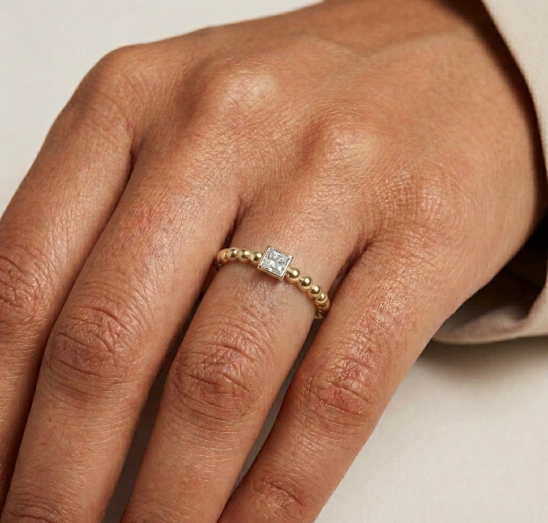 Grain Ring Princess Cut Lab Grown Diamond Beaded Band Solitaire