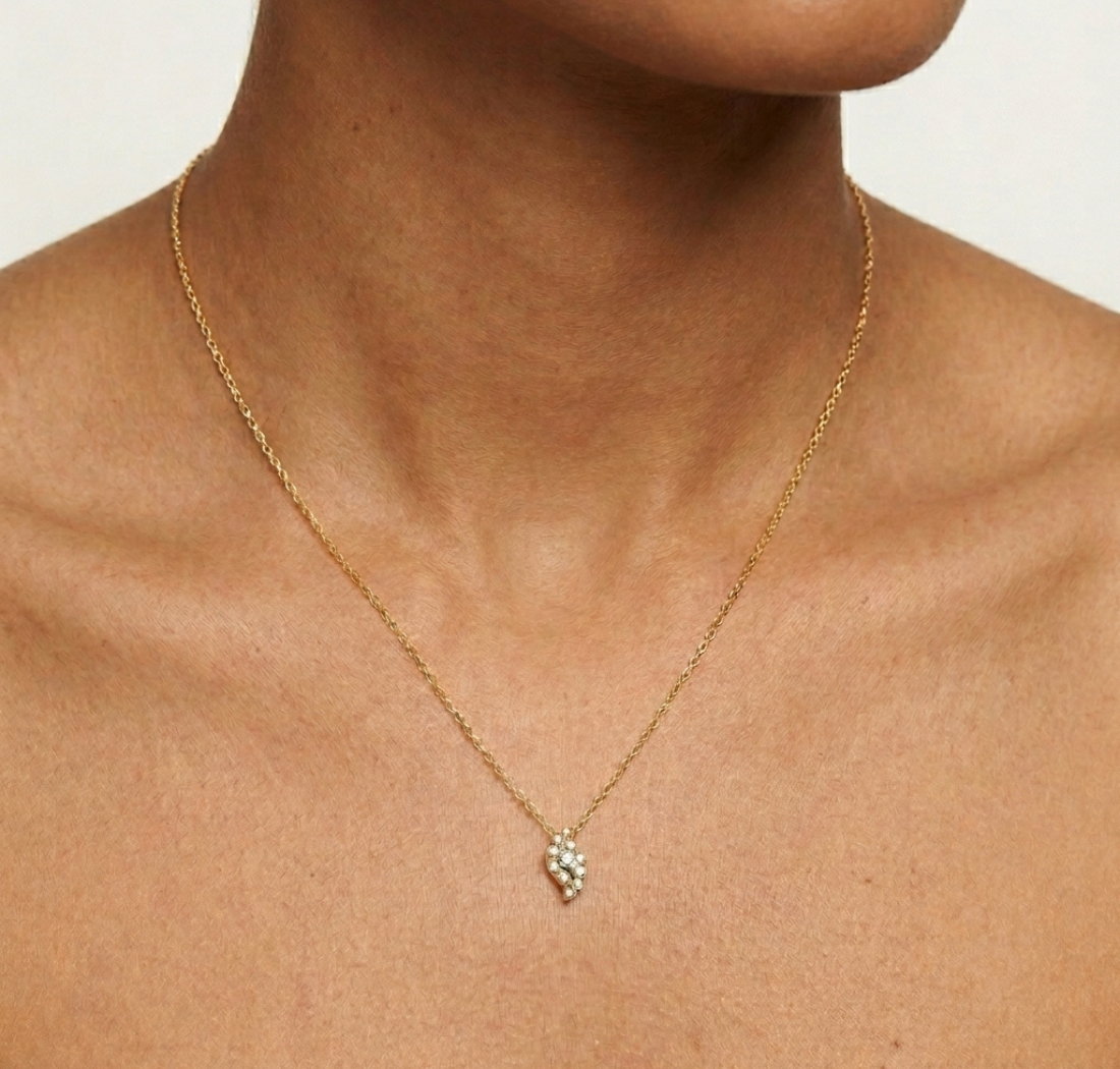 Leaf Pendant Round Lab Grown Diamond Graduated Pave Curved Leaf