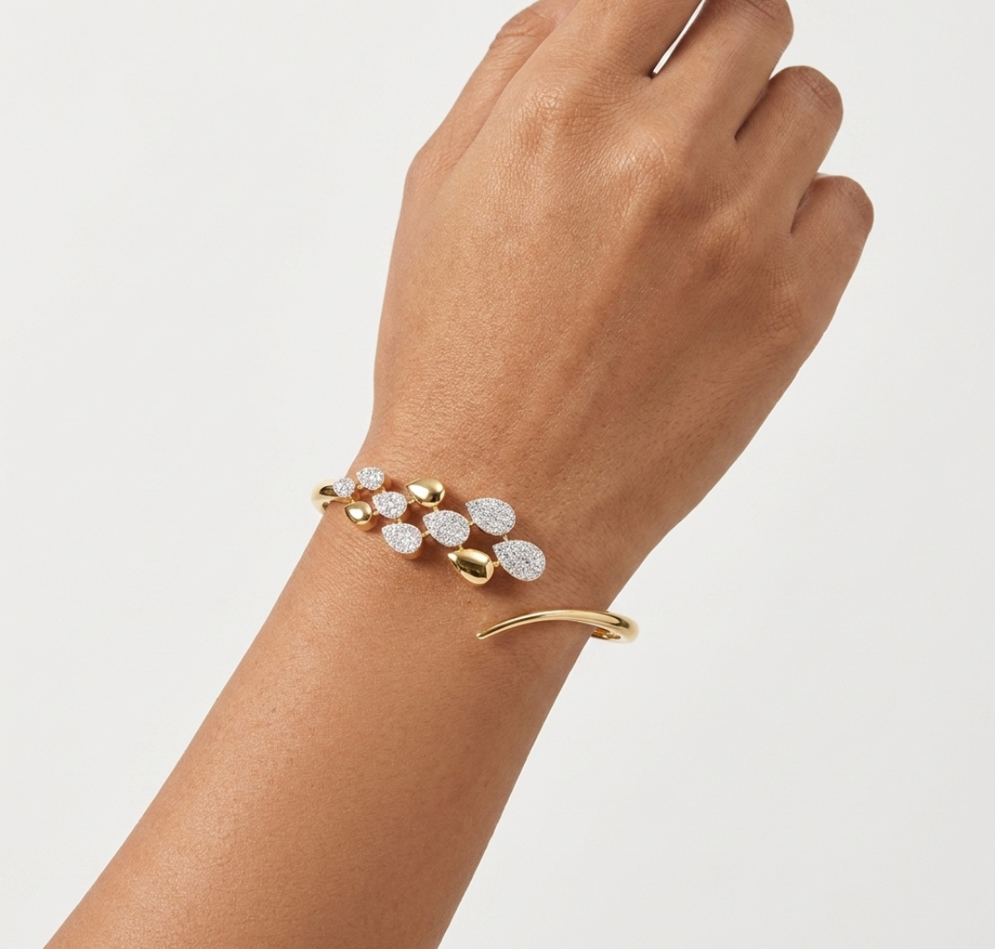 Gold Floral Cluster Round Lab Grown Diamond Arixa Bracelet