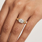 Gold 2Ct Oval Solitaire Vs Vvs Ef Lab Grown Diamond Aurel Ring