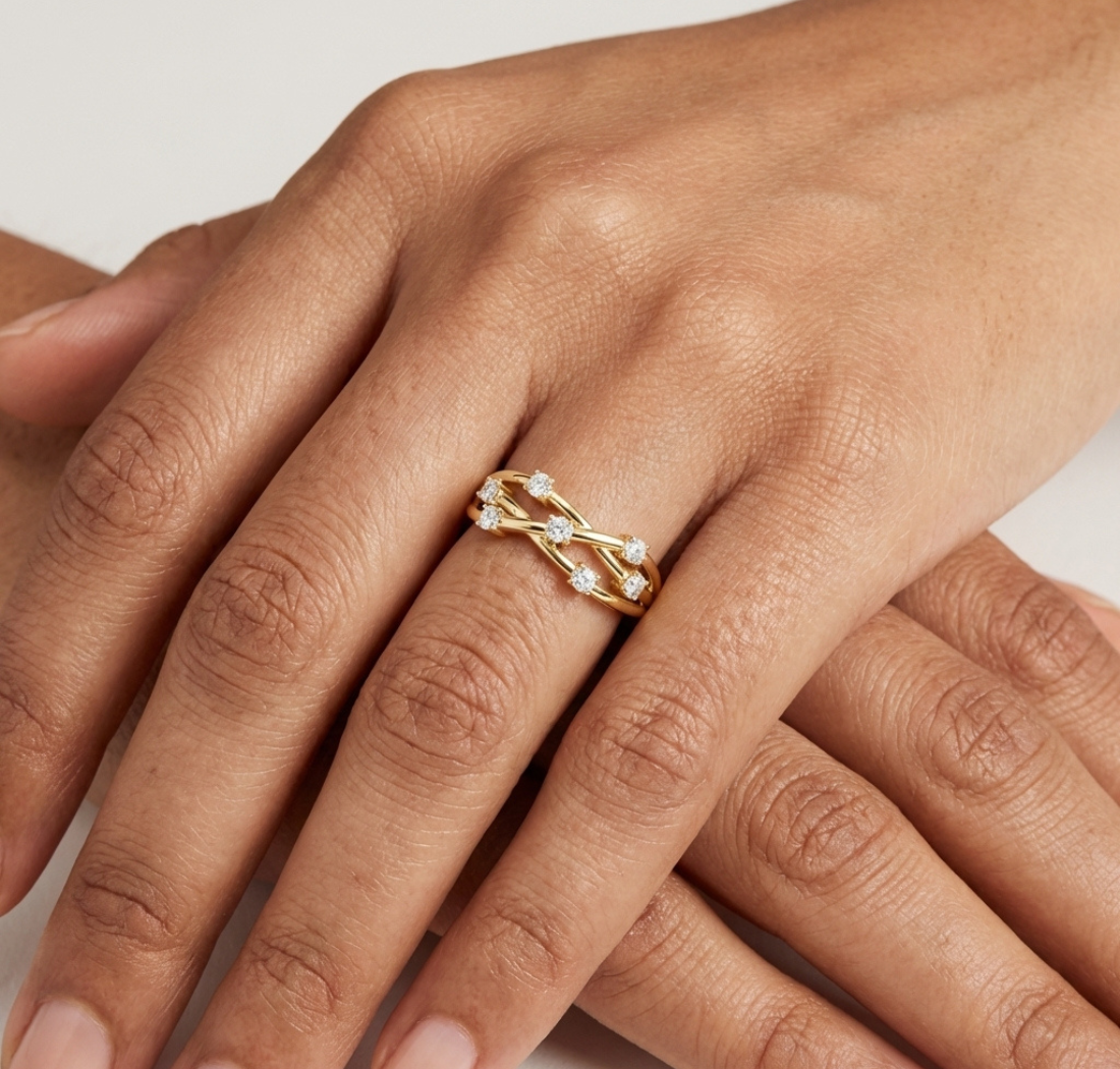 Gold Criss Cross Multi Stone Setting Round Lab Grown Diamond Elyon Ring