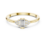 Gold Three Stone Emerald Lab Grown Diamond Quera Ring