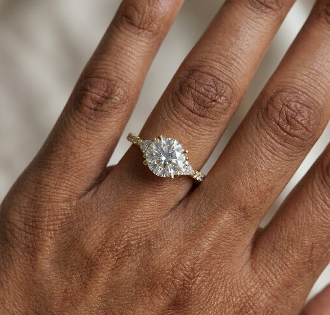 Gold 1Ct Kairi Round Solitaire Lab Grown Diamond Trilliant Side Stone Ring