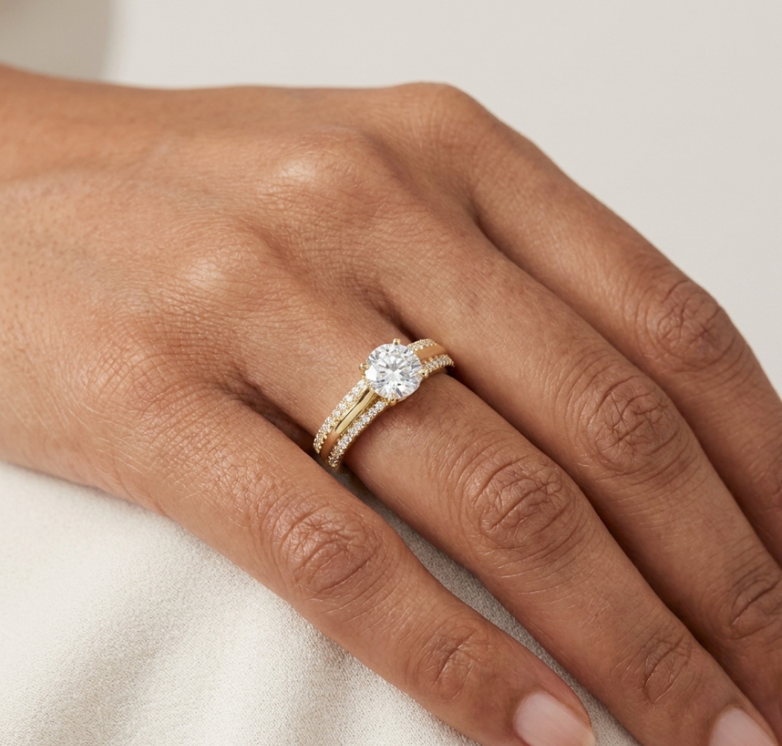 Gold 1Ct 4Prong Solitaire Round Pave Split Shank Lab Grown Diamond Kleon Ring