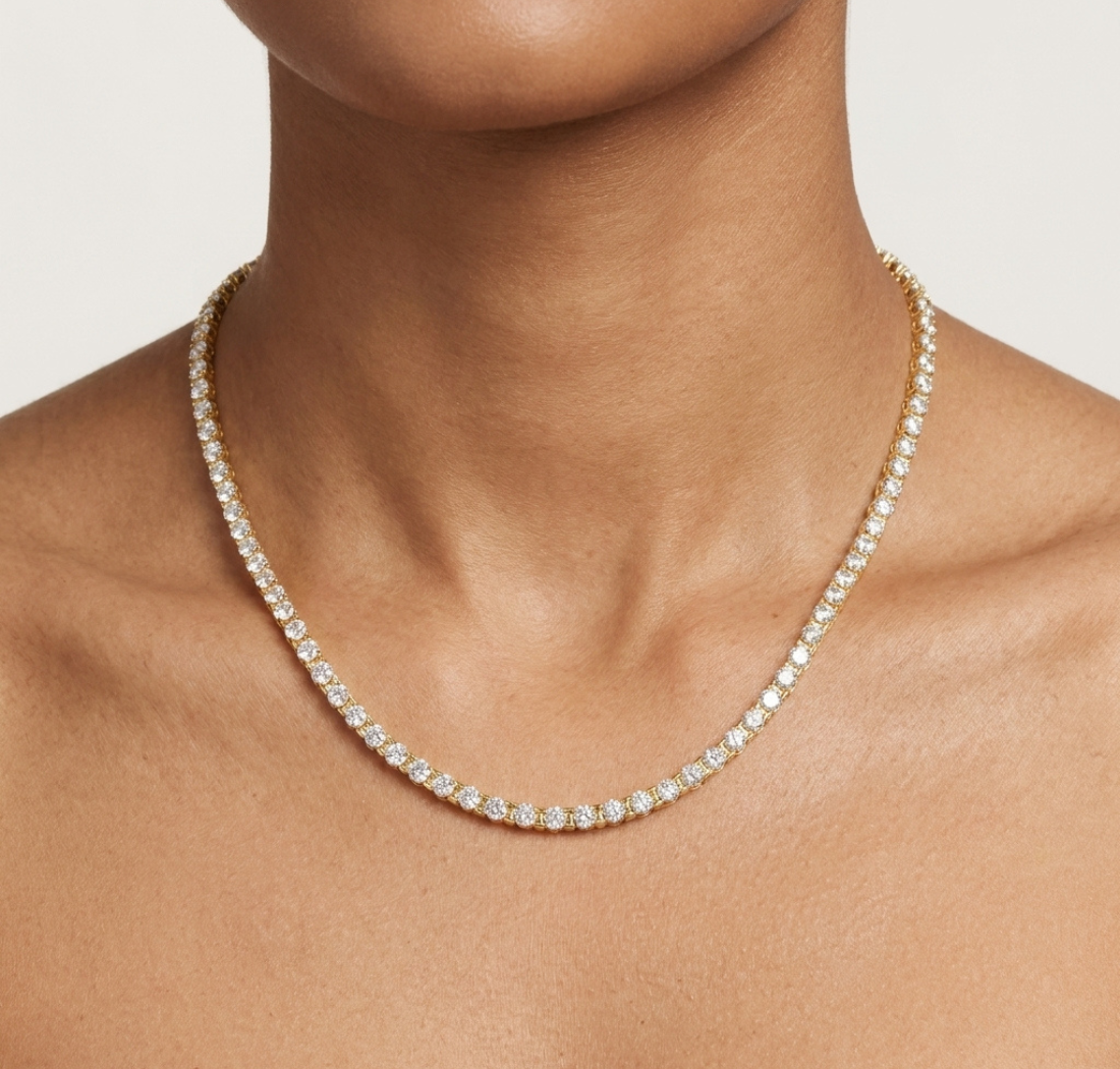 Lenor Necklace