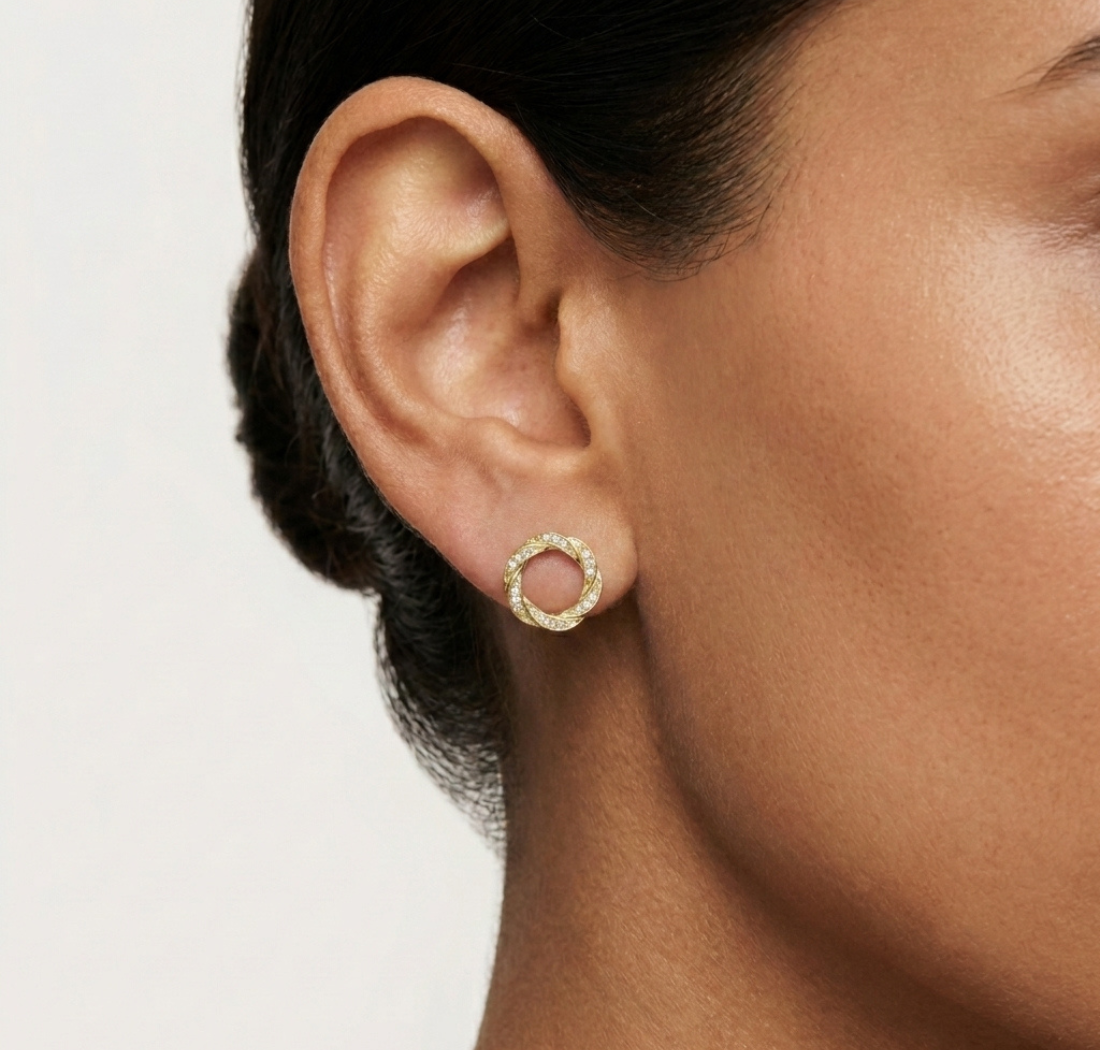 Gold Twisted Halo Round Lab Grown Diamond Lysra Earring