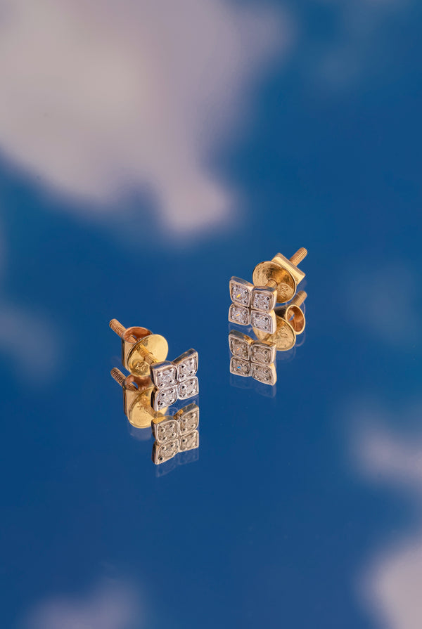 Quatra Studs image 2
