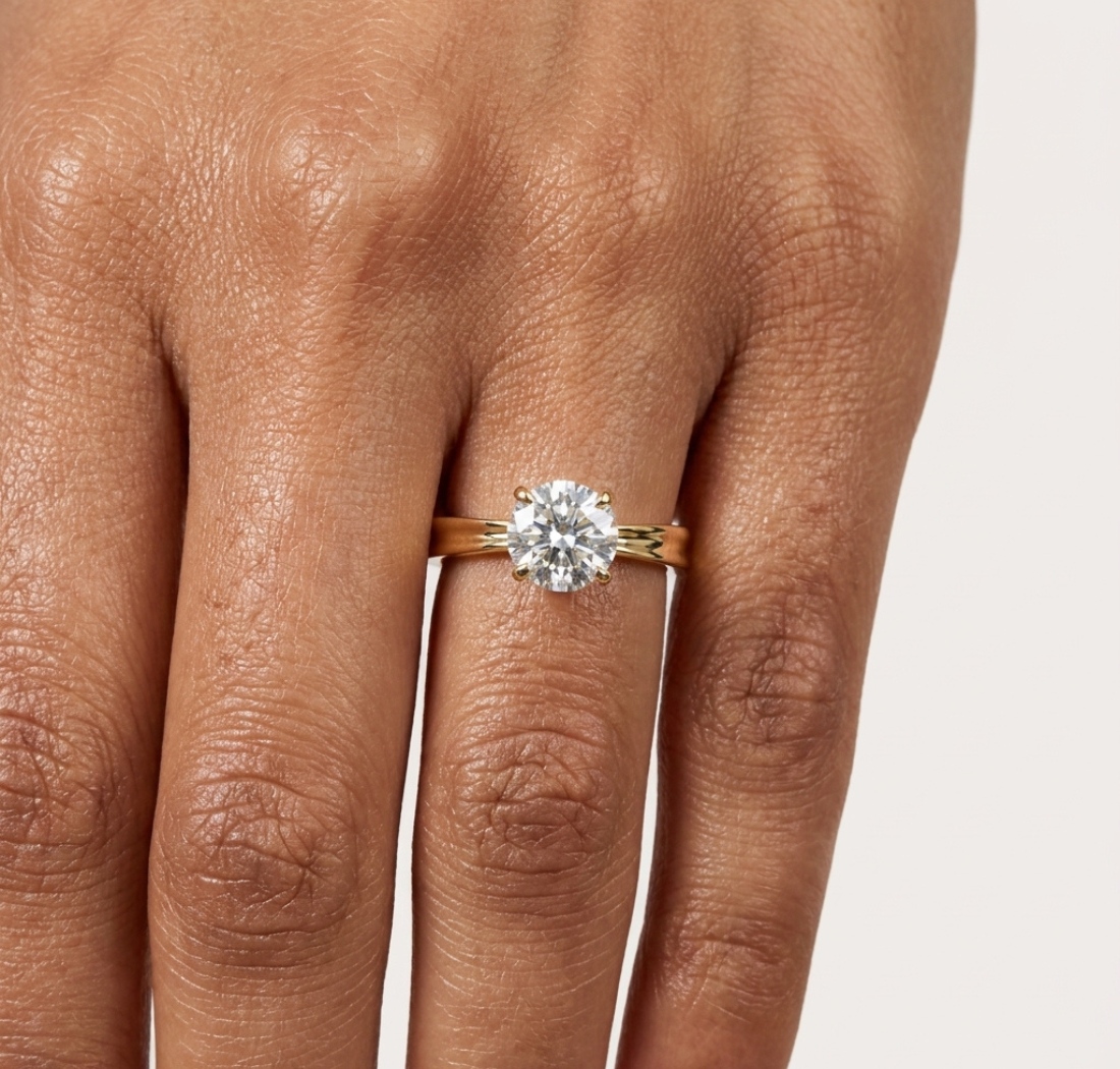 Gold 1Ct Round Four Prong Solitaire Lab Grown Diamond Ring