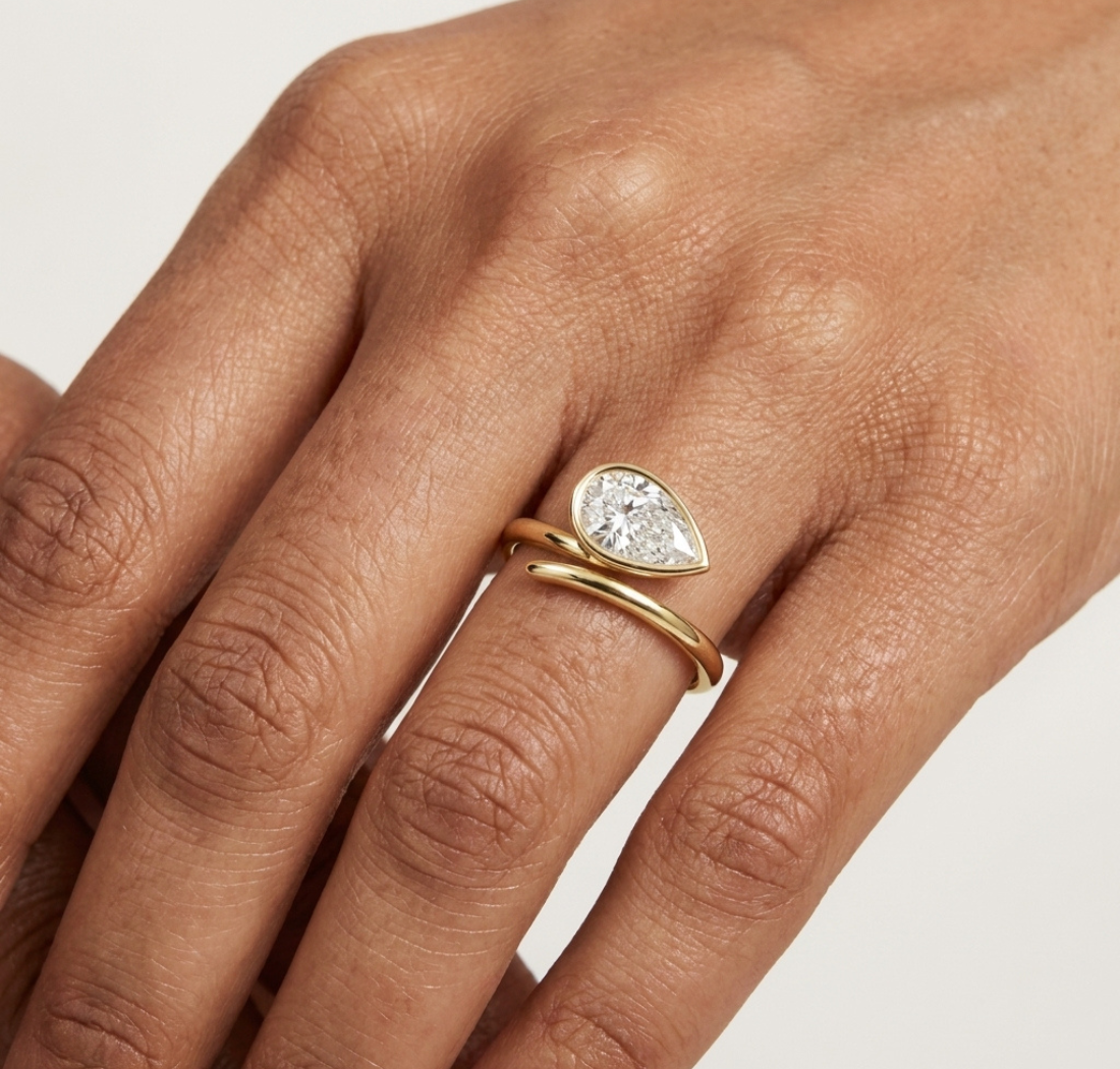 Gold 1Ct Solitaire Bezel Pear Lab Grown Diamond Oryxe Ring