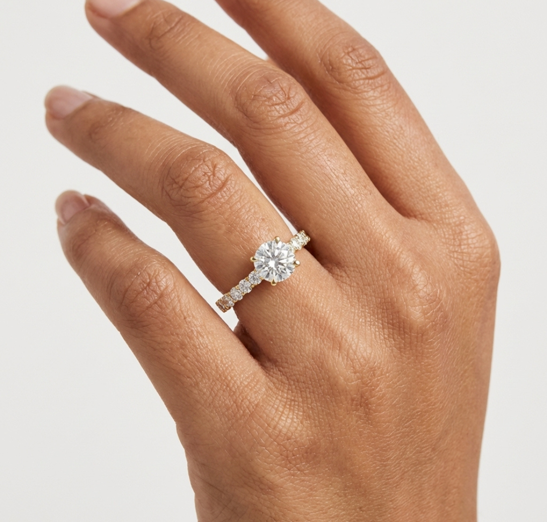 Gold 1Ct Round Side Stone Lab Grown Diamond Plina Ring