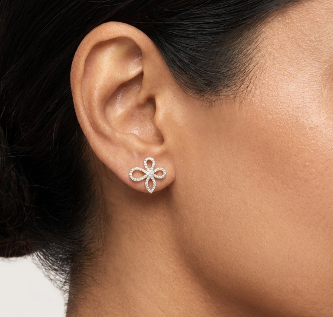 Gold Petal Pave Round Lab Grown Diamond Vaelor Earring
