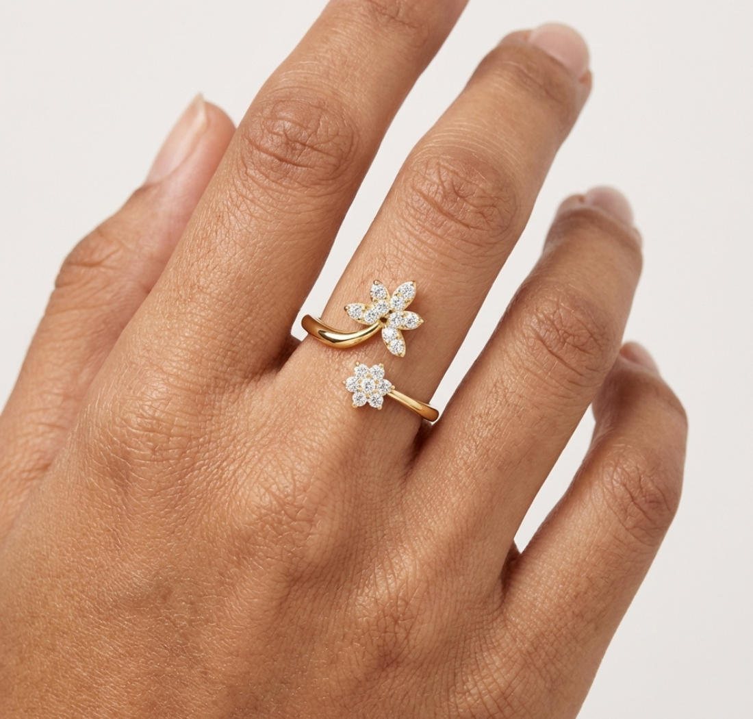 Gold Cluster Setting Round Lab Grown Diamond Virex Ring