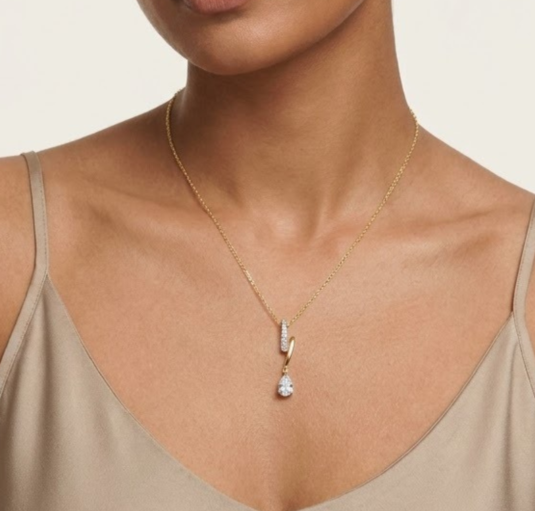 Pear Drop Lab Grown Diamond Wren Pendant 