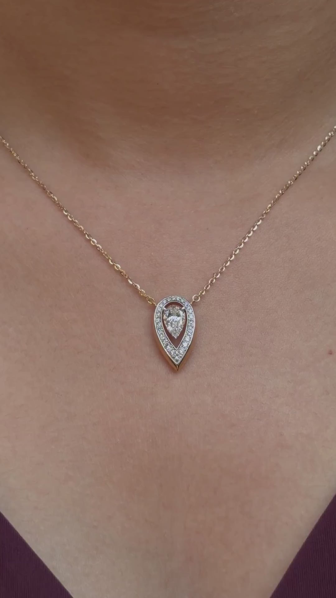 Pear Halo Lab Grown Diamond Isadora Pendant